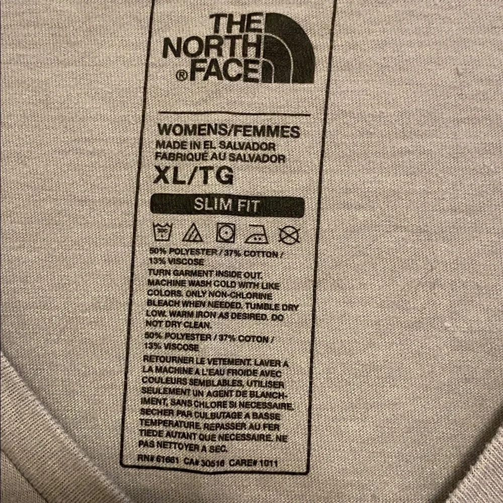 2/12 North Face Women's 'Take A Hike' V-Neck Tee — Light Gray with Black Print - Picture 2 of 6